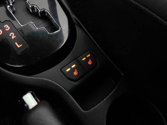 2012 Kia Rio 4-speed III, красный, 808000 рублей - вид 16