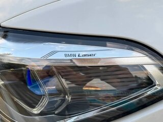 2021 BMW X5 45e IV (G05/G18), белый, 9350000 рублей, вид 4