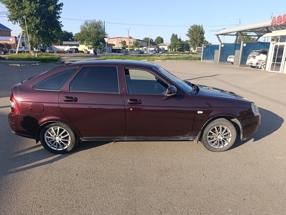 2008 Lada (ВАЗ) Priora I, пурпурный, 265000 рублей - вид 2