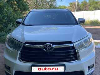 2014 Toyota Highlander III (XU50), белый, 2970000 рублей, вид 2