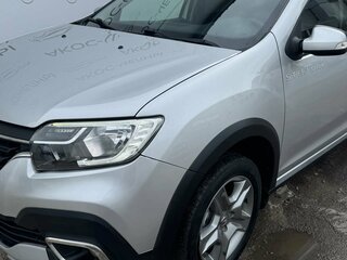 2020 Renault Sandero Stepway II Рестайлинг, серый, 940000 рублей, вид 5