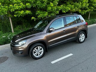 2015 Volkswagen Tiguan I Рестайлинг, коричневый, 1400000 рублей, вид 4