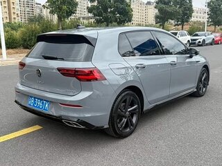 2023 Volkswagen Golf VIII, серый, 2176055 рублей, вид 5