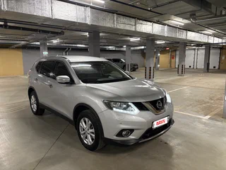 2015 Nissan X-Trail III, серебристый, 1699999 рублей, вид 3