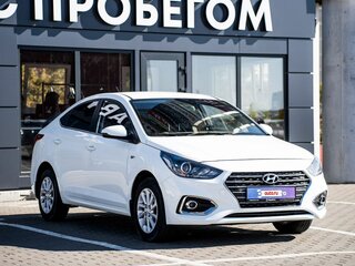 2017 Hyundai Solaris II, белый, 1360000 рублей, вид 3