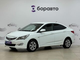 2015 Hyundai Solaris I Рестайлинг, белый, 850000 рублей, вид 1