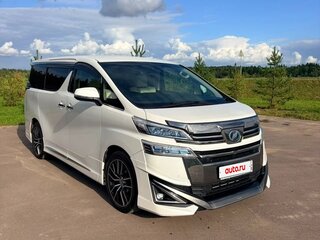 2019 Toyota Vellfire II Рестайлинг, белый, 4700000 рублей, вид 2