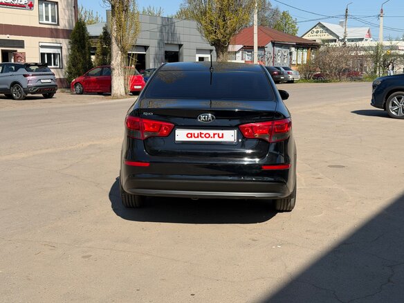 2016 Kia Rio III Рестайлинг, чёрный, 1100000 рублей - вид 4