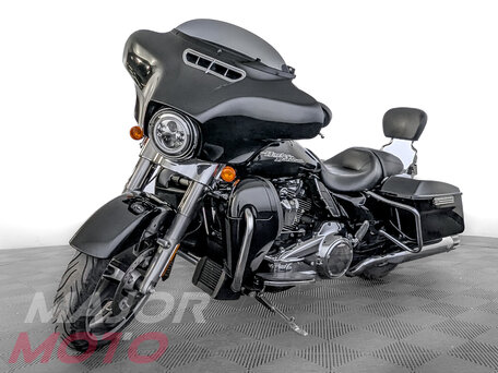2018 Harley-Davidson Street Glide, чёрный, 1739000 рублей, вид 3