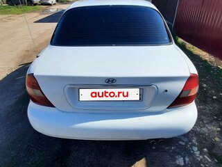 1997 Hyundai Sonata III Рестайлинг, белый, 170000 рублей, вид 2