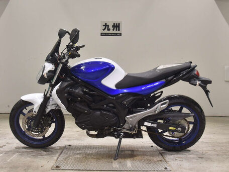 2014 Suzuki SFV 400 Gladius, синий, 340000 рублей, вид 1