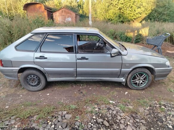 2004 Lada (ВАЗ) 2114, серый, 70000 рублей - вид 1