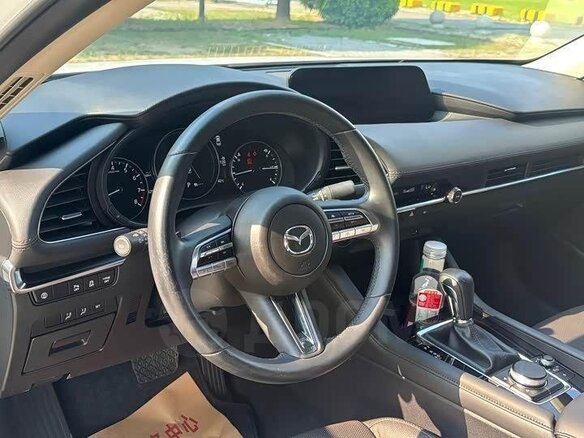 2022 Mazda 3 IV (BP), белый, 1824000 рублей - вид 8