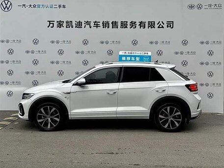 2025 Volkswagen T-Roc I (China Market) Рестайлинг, белый, 2630000 рублей, вид 3