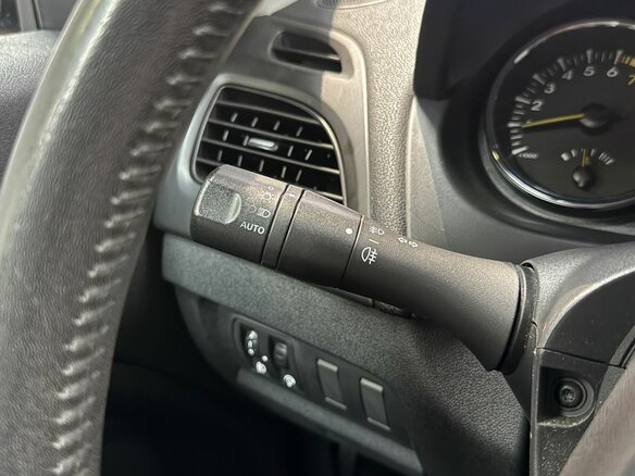 2012 Renault Fluence I, чёрный - вид 11