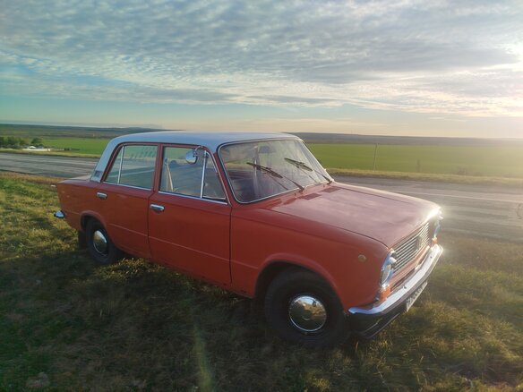 1981 Lada (ВАЗ) 21011, оранжевый, 160000 рублей - вид 1