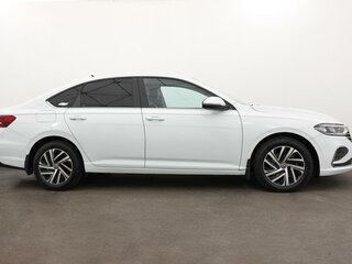 2022 Volkswagen Lavida III, белый, 2390000 рублей, вид 3