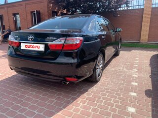 2016 Toyota Camry VII (XV50) Рестайлинг, чёрный, 2170000 рублей, вид 4