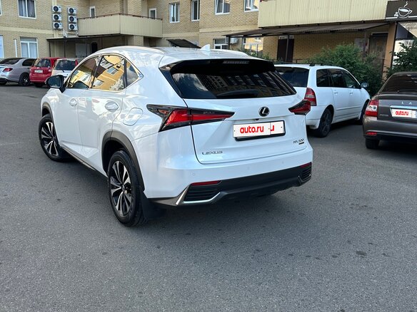 2019 Lexus NX 200 I Рестайлинг, белый, 2790000 рублей - вид 16