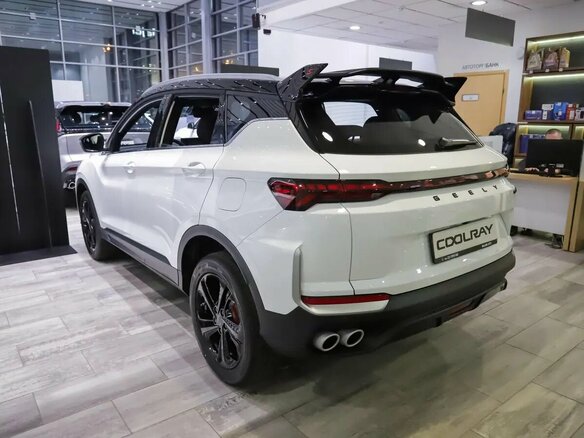 2026 Geely Coolray I Рестайлинг 2, белый, 3020000 рублей - вид 2