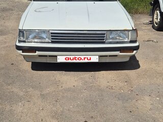 1985 Toyota Vista I (V10), белый, 105000 рублей, вид 2