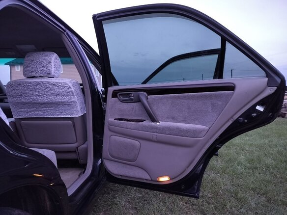 2002 Toyota Crown XI (S170), синий, 1150000 рублей - вид 32