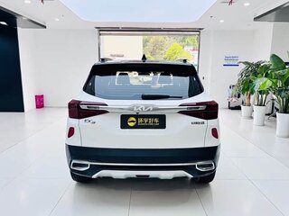 2022 Kia KX3, белый, 1376000 рублей, вид 5