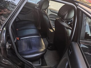 2008 Ford Focus II Рестайлинг, чёрный, 410000 рублей, вид 5