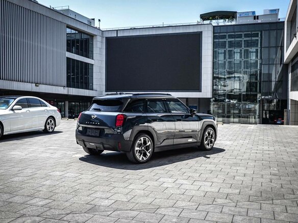 2024 Mini Aceman E, серый, 4990000 рублей - вид 6