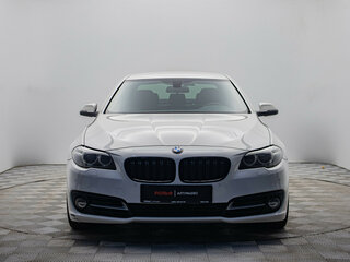 2013 BMW 5 серии 528i xDrive VI (F10/F11/F07) Рестайлинг, белый, 1940000 рублей, вид 2