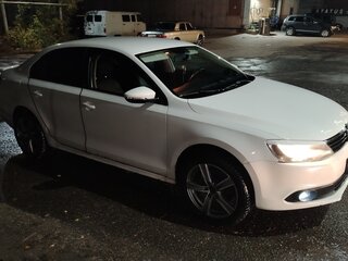 2013 Volkswagen Jetta VI, белый, 750000 рублей, вид 4