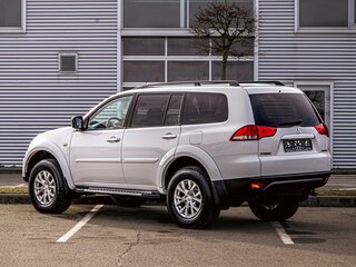 2015 Mitsubishi Pajero Sport II Рестайлинг, белый, 1565000 рублей, вид 4