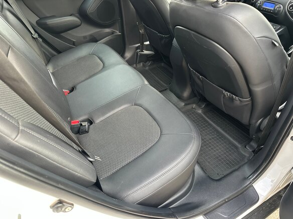 2011 Hyundai ix35 I, белый, 1320000 рублей - вид 13
