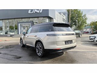 2025 Lynk & Co 900, серебристый, 7950000 рублей, вид 5