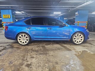 2014 Skoda Octavia RS III, синий, 2035000 рублей, вид 4