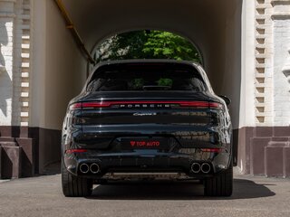 2023 Porsche Cayenne S III Рестайлинг, чёрный, 16100000 рублей, вид 3