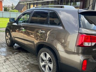 2017 Kia Sorento II Рестайлинг, коричневый, 2050000 рублей, вид 5