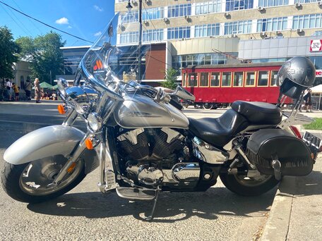 2009 Honda VTX 1300, серебристый, 795000 рублей, вид 4