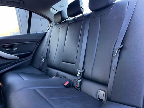 2016 BMW 3 серии 318i VI (F3x) Рестайлинг, белый, 1899000 рублей - вид 19