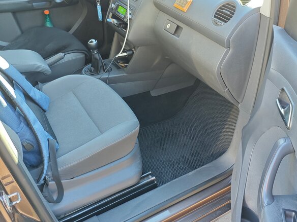 2012 Volkswagen Caddy III Рестайлинг, коричневый, 1040000 рублей - вид 7