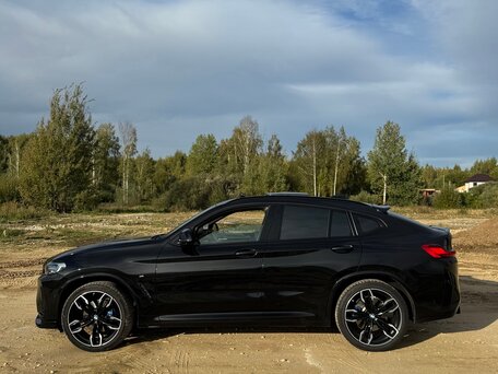 2022 BMW X4 M40i II (G02) Рестайлинг, чёрный, 6620000 рублей, вид 4