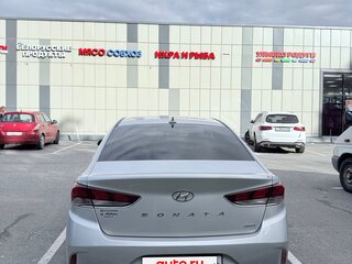 2018 Hyundai Sonata VII (LF) Рестайлинг, серый, 1670000 рублей, вид 5