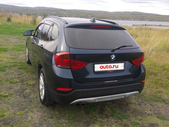 2013 BMW X1 20i I (E84) Рестайлинг, синий, 1170000 рублей - вид 4
