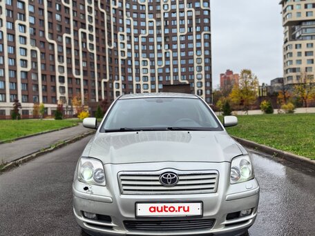2003 Toyota Avensis II, серебристый, 495000 рублей, вид 2