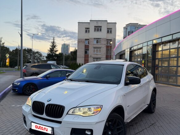 2012 BMW X6 40d I (E71) Рестайлинг, белый - вид 2