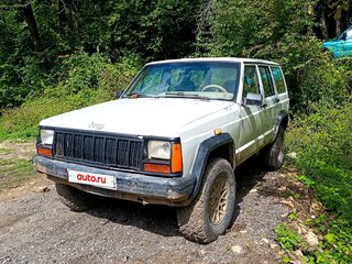 1993 Jeep Cherokee II (XJ), белый, 350000 рублей, вид 4