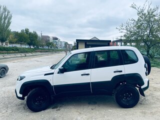 2023 Lada (ВАЗ) Niva Travel I, белый, 866000 рублей, вид 3