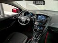 2017 Ford Focus III Рестайлинг, красный, 849000 рублей - вид 6