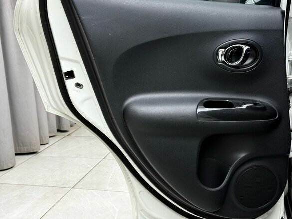 2014 Nissan Juke I Рестайлинг, белый, 1299000 рублей - вид 25