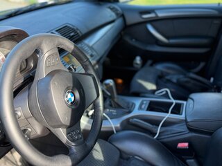 2004 BMW X5 4.8is I (E53) Рестайлинг, чёрный, 1750000 рублей, вид 3